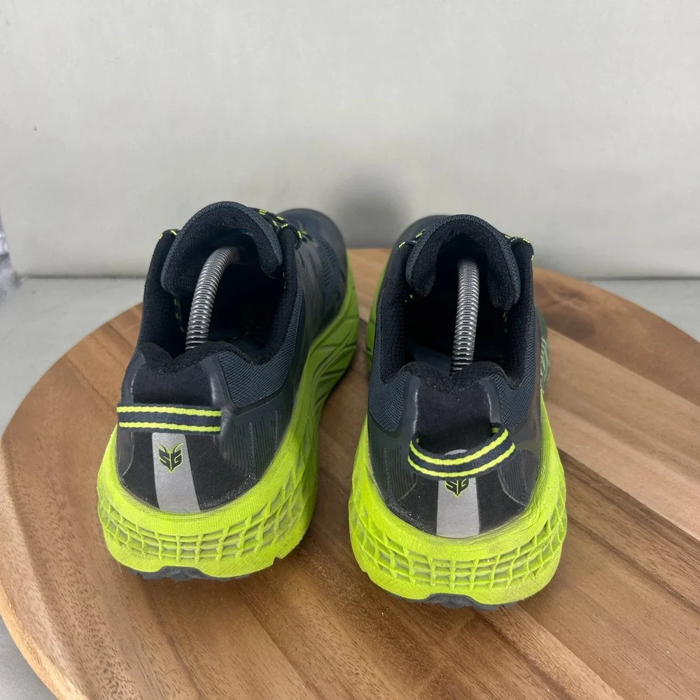 Hoka One One Speedgoat 3 Mens Trail Running Shoes Black Green 1099733 Size 10.5